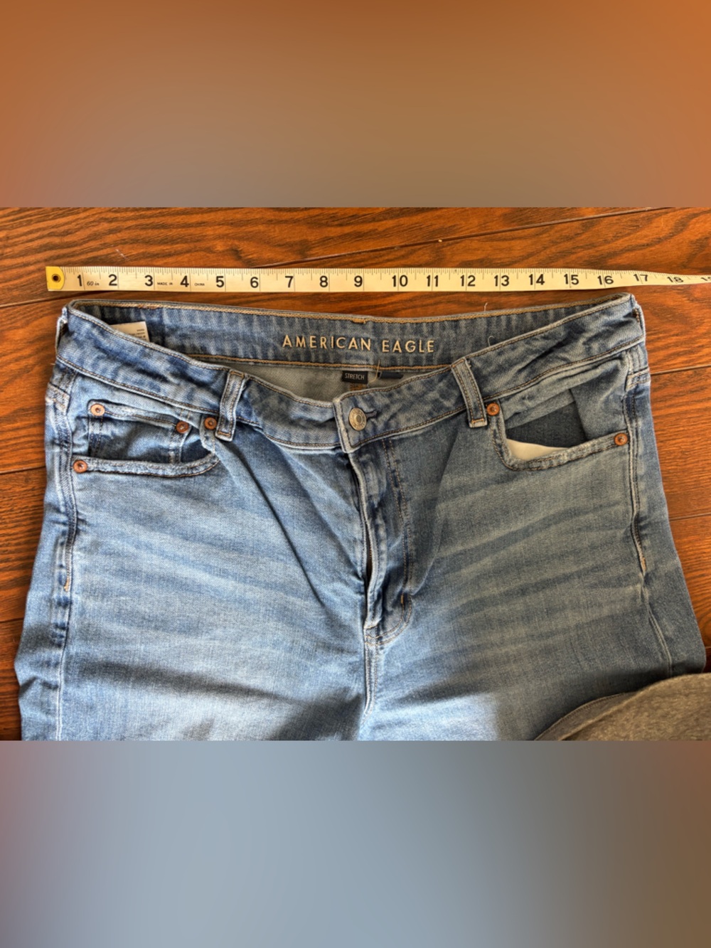 American Eagle Outfitters “super high-rise baggy wide leg” with Frayed Hem - Picture 6 of 6